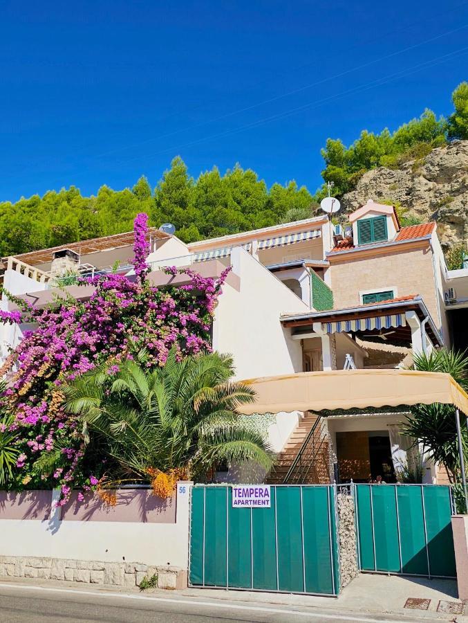 Apartments Tempera By The Beach Сплит Екстериор снимка